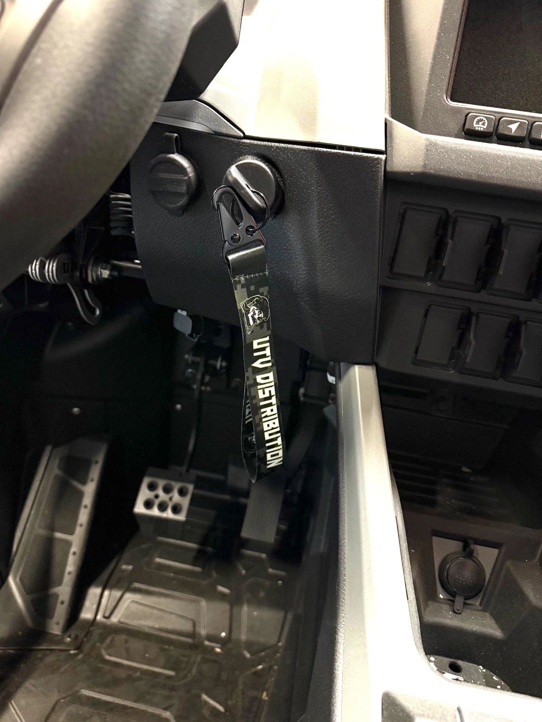 UTVDistribution Lanyards