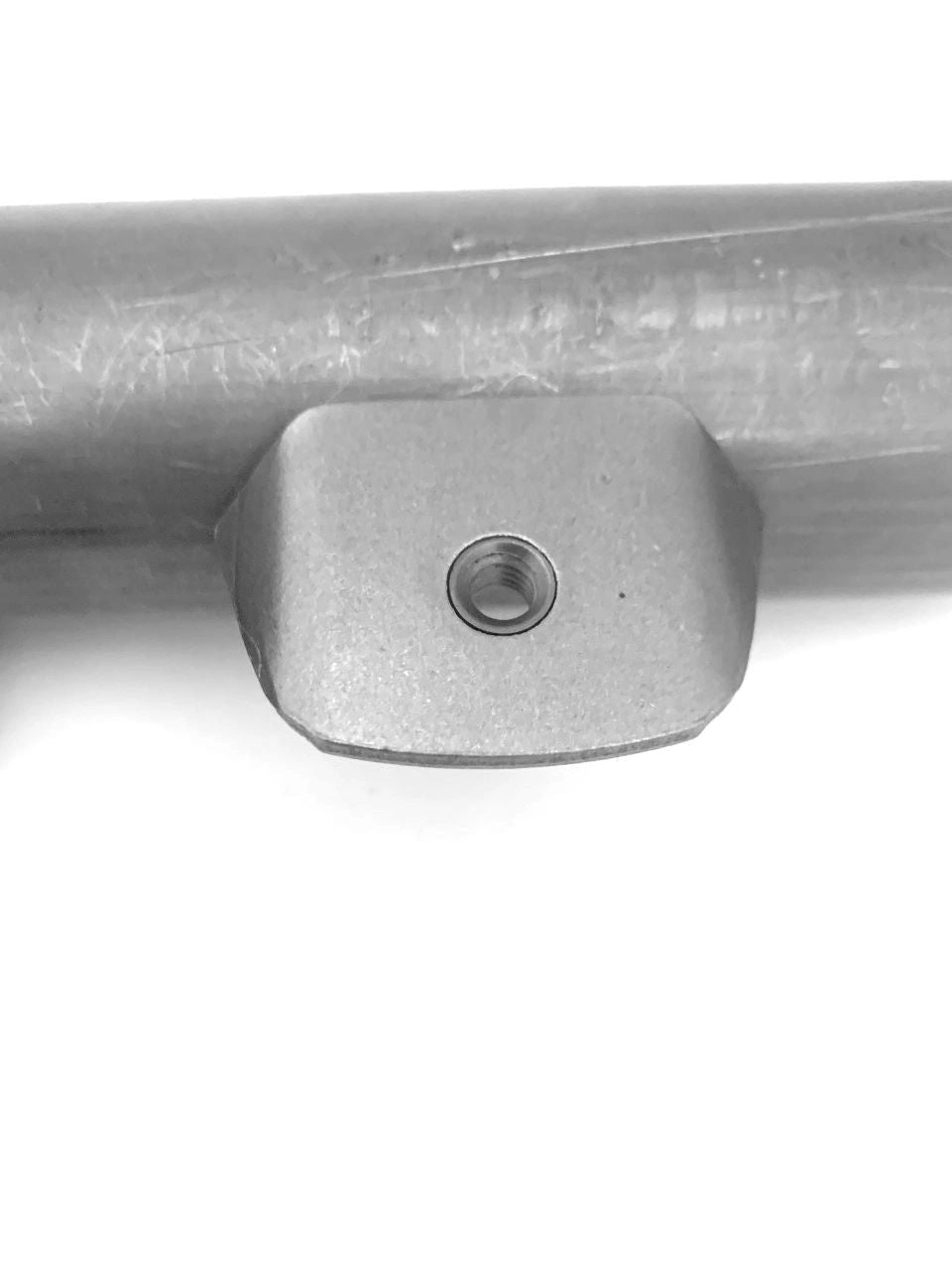 TRICK TABS / WELD TAB WITH HD 1/4"-20 THREAD RIVNUTS